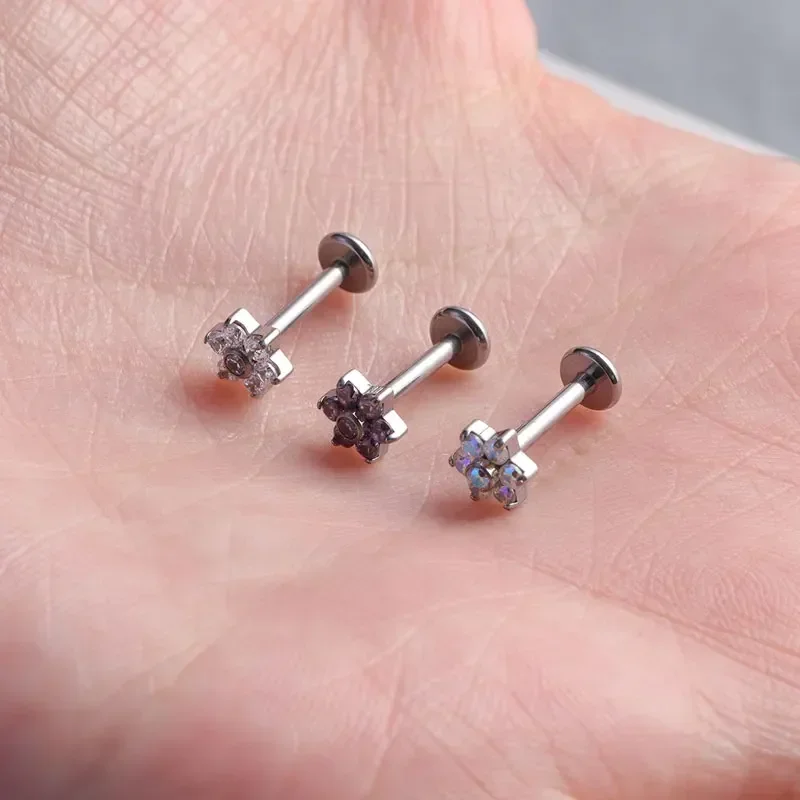 ASTM F136 Titanium Flower Pier - Zoor Body Jewelry ulasan dan harga